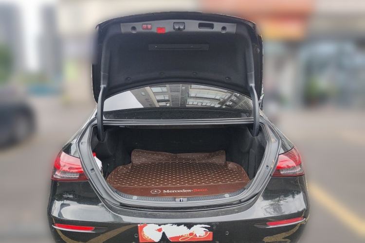 Used Mercedes-Benz E-Class 2020 Facelift E 260 L Sport Edition Trunk
