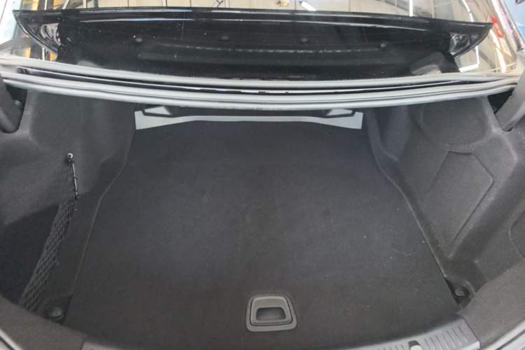 Used Mercedes-Benz E-Class 2020 Facelift E 260 Sport Edition Trunk