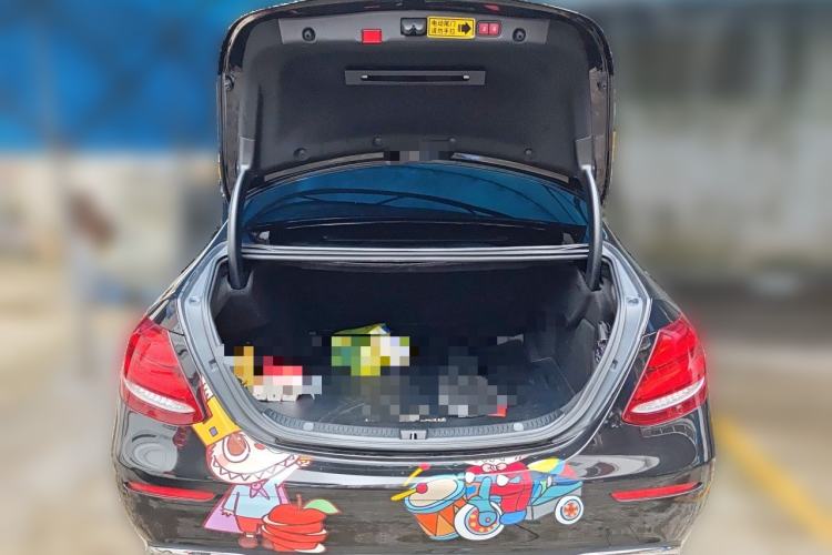 Used Mercedes-Benz E-Class 2020 Restyled E 300 L Exclusive Edition Trunk