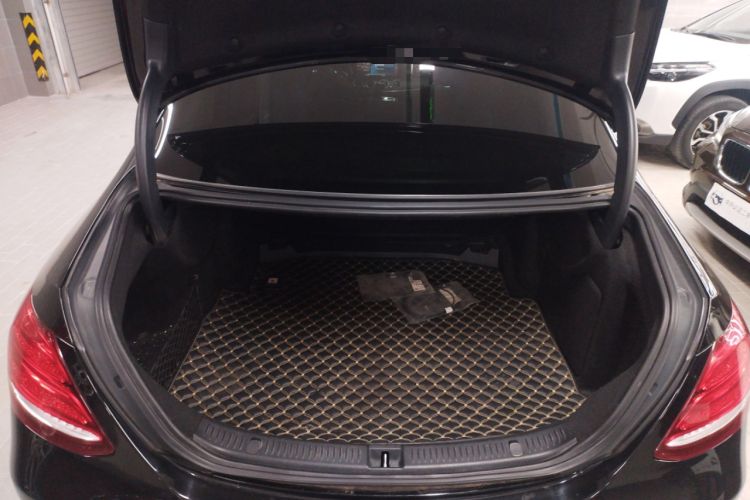 Used Mercedes-Benz E-Class 2020 Facelift E 260 L Sport Edition Trunk