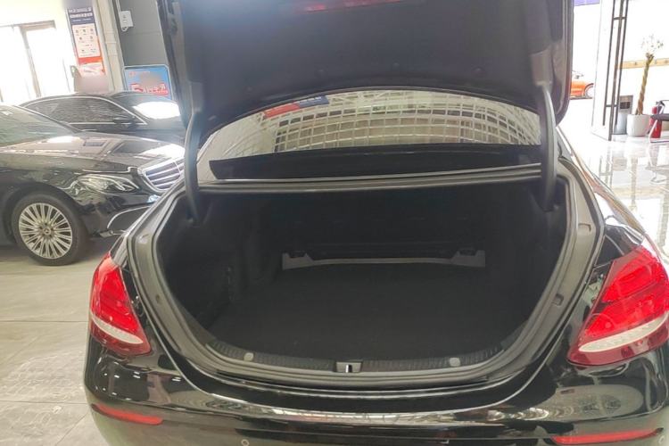 Used Mercedes-Benz E-Class 2020 Facelift E 300 L Stylish Edition Trunk