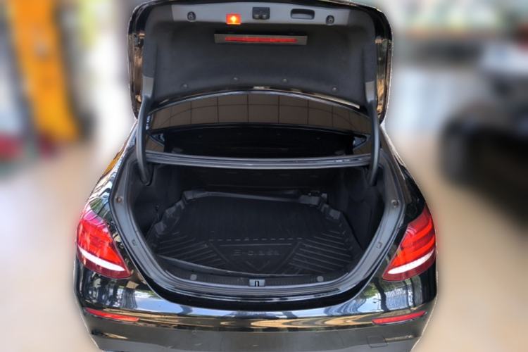 Used Mercedes-Benz E-Class 2020 E 300 L Sporty and Stylish Model Trunk