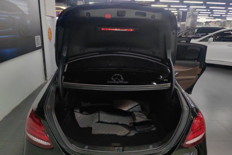 Used Mercedes-Benz E-Class 2020 E 300 L Stylish Model Trunk