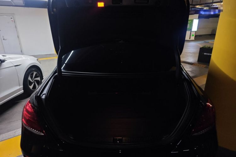 Used Mercedes-Benz E-Class 2020 Facelift E 260 L Sport Edition Trunk
