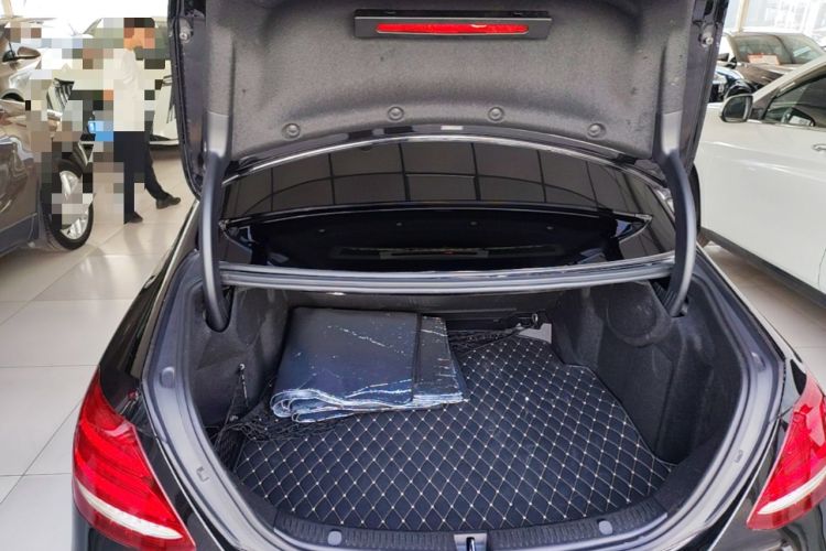 Used Mercedes-Benz E-Class 2020 Facelift E 300 L Stylish Edition Trunk