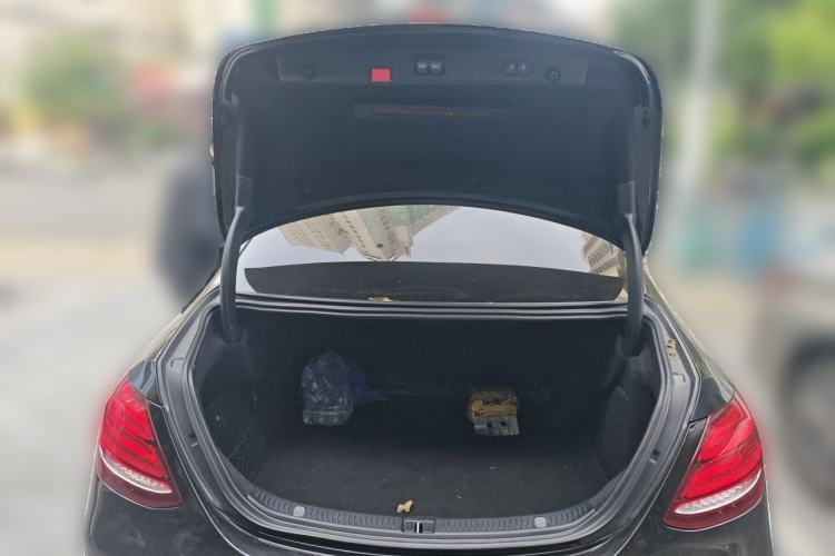 Used Mercedes-Benz E-Class 2020 Restyled E 300 L Exclusive Edition Trunk