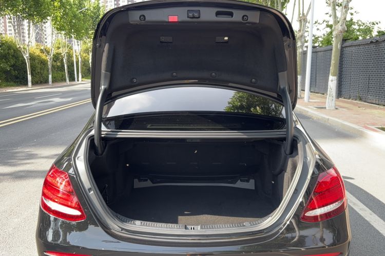 Used Mercedes-Benz E-Class 2020 Facelift E 300 L Stylish Edition Trunk