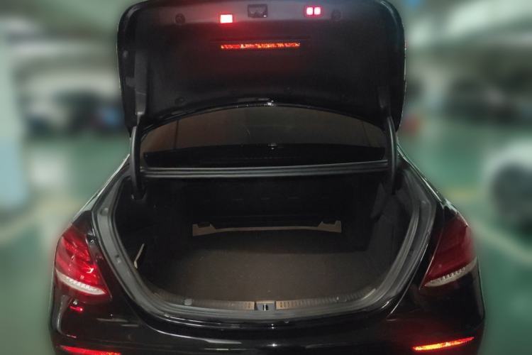 Used Mercedes-Benz E-Class 2020 Restyled E 300 L Exclusive Edition Trunk