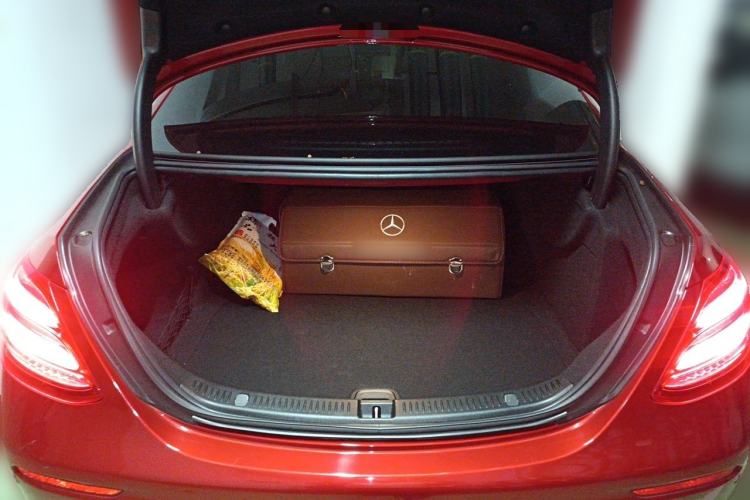 Used Mercedes-Benz E-Class 2020 E 260 Sport Edition Trunk