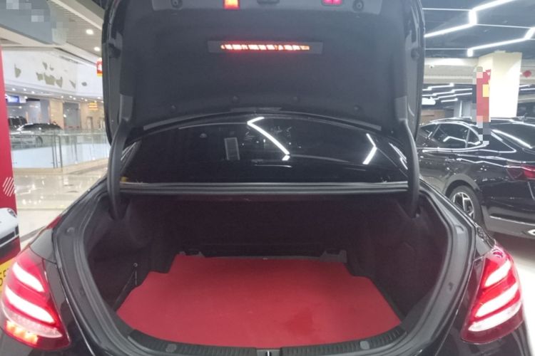Used Mercedes-Benz E-Class 2020 Restyled E 300 L Exclusive Edition Trunk