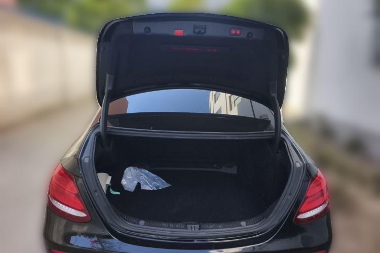 Used Mercedes-Benz E-Class 2020 Restyled E 300 L Sport Exclusive Edition Trunk