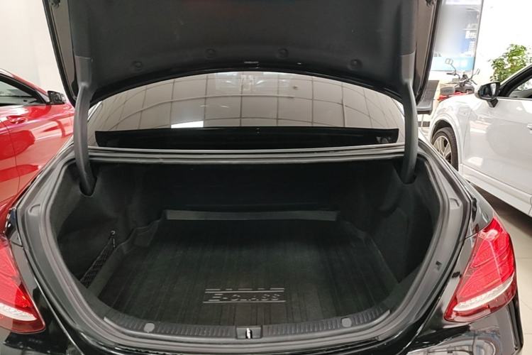 Used Mercedes-Benz E-Class 2020 E 300 L Stylish Model Trunk