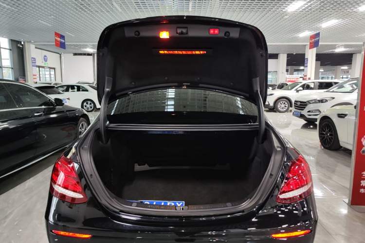 Used Mercedes-Benz E-Class 2020 E 300 L Luxury Model Trunk