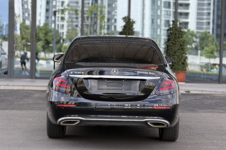 Used Mercedes-Benz E-Class 2020 E 300 L Stylish Model Trunk
