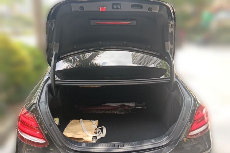 Used Mercedes-Benz E-Class 2020 Restyled E 300 L Sporty and Stylish Edition Trunk