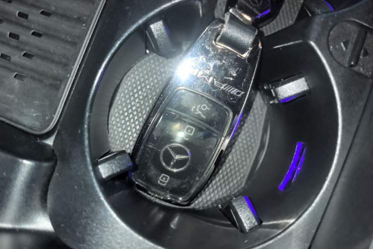 Used Mercedes-Benz E-Class 2020 Restyled E 300 L Sport Exclusive Edition Vehicle Key
