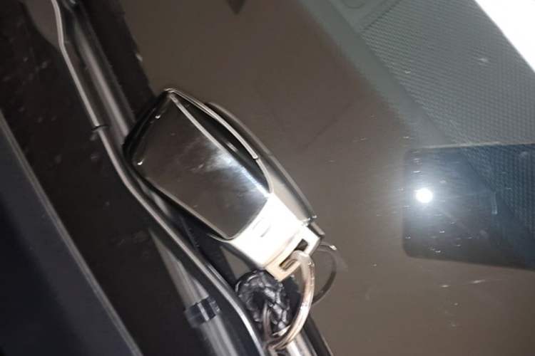 Used Mercedes-Benz E-Class 2020 Facelift E 260 Sport Edition Vehicle Key