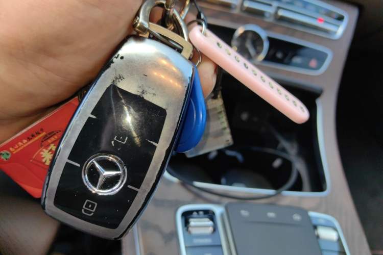 Used Mercedes-Benz E-Class 2020 Facelift E 260 L Vehicle Key