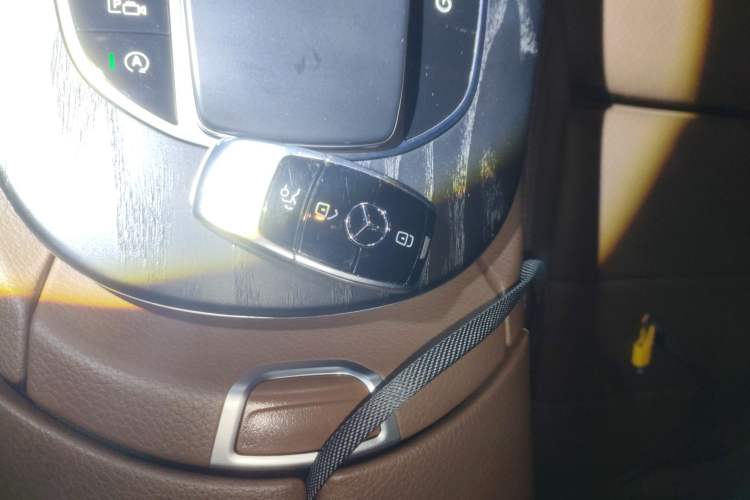 Used Mercedes-Benz E-Class 2020 E 260 L Sport Edition Vehicle Key