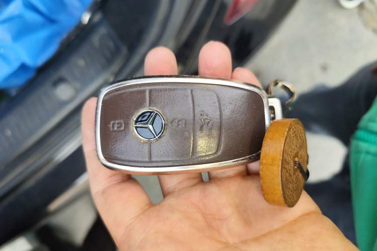 Used Mercedes-Benz E-Class 2020 E 300 L Sport Luxury Edition Vehicle Key