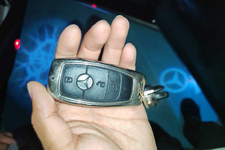 Used Mercedes-Benz E-Class 2020 E 260 L Vehicle Key