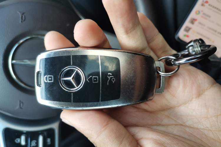 Used Mercedes-Benz E-Class 2020 Restyled E 300 L Exclusive Edition Vehicle Key