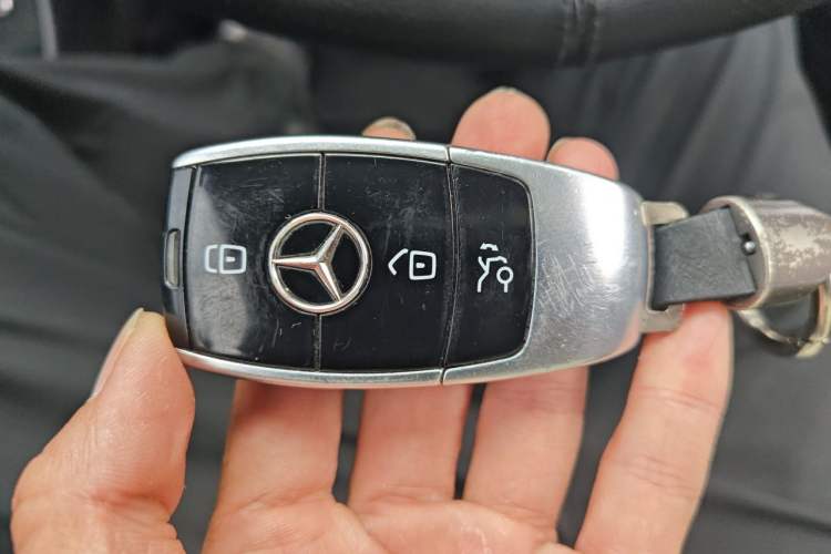 Used Mercedes-Benz E-Class 2020 E 300 L Stylish Model Vehicle Key