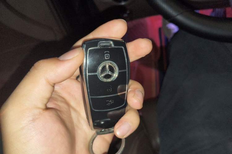 Used Mercedes-Benz E-Class 2020 E 260 L Vehicle Key