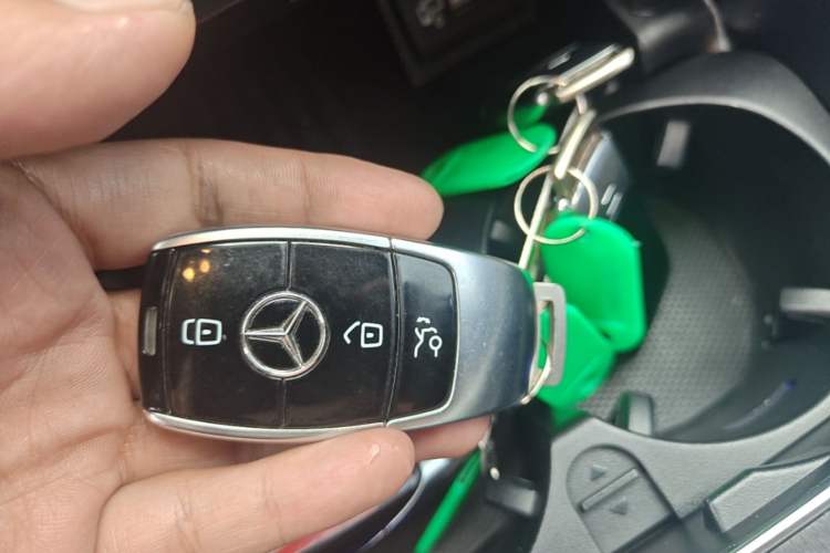 Used Mercedes-Benz E-Class 2020 Restyled E 300 L Sport Exclusive Edition Vehicle Key