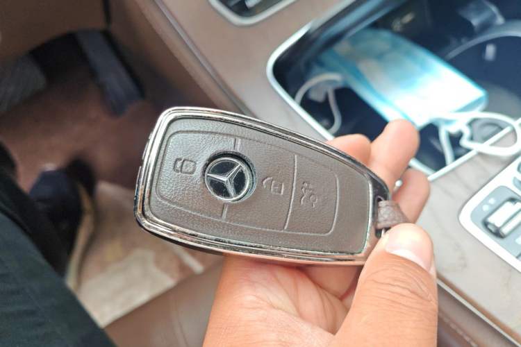Used Mercedes-Benz E-Class 2020 E 300 L Stylish Model Vehicle Key