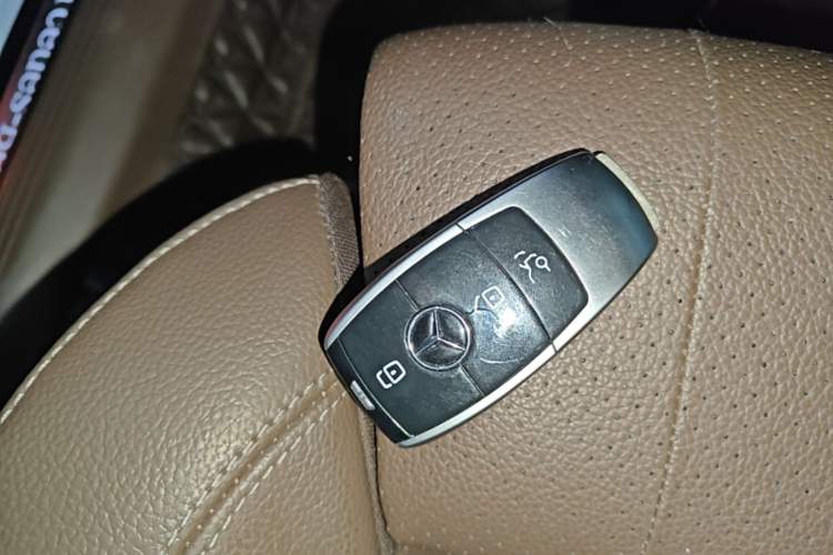 Used Mercedes-Benz E-Class 2020 Facelift E 260 L Vehicle Key