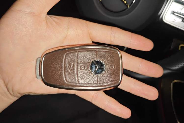 Used Mercedes-Benz E-Class 2020 Restyled E 300 L Sport Exclusive Edition Vehicle Key