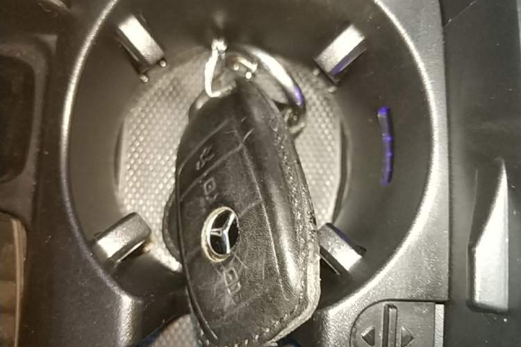 Used Mercedes-Benz E-Class 2020 Restyled E 300 L Exclusive Edition Vehicle Key