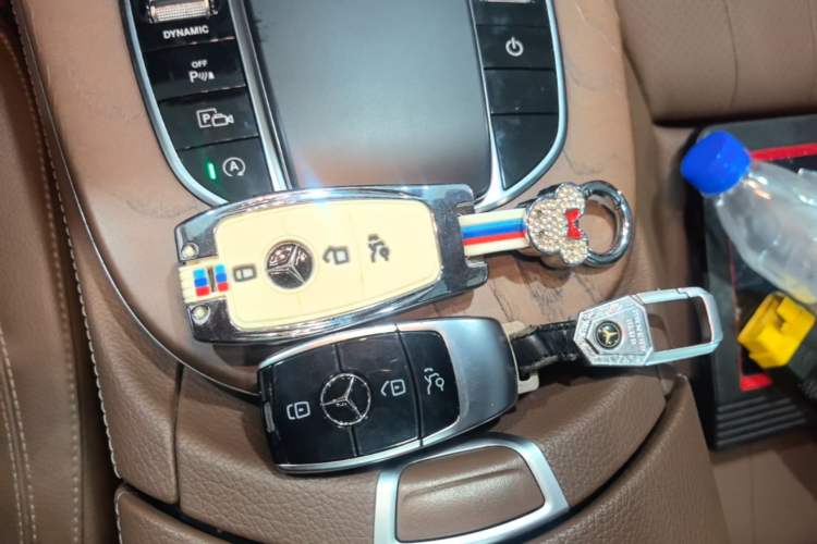 Used Mercedes-Benz E-Class 2020 Facelift E 260 L Vehicle Key
