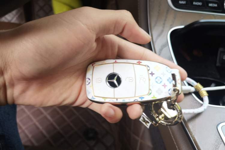 Used Mercedes-Benz E-Class 2020 Restyled E 300 L Exclusive Edition Vehicle Key