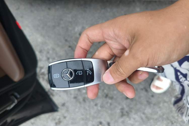 Used Mercedes-Benz E-Class 2020 E 300 L Sporty and Stylish Model Vehicle Key