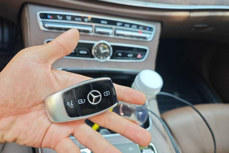Used Mercedes-Benz E-Class 2020 E 260 L Vehicle Key