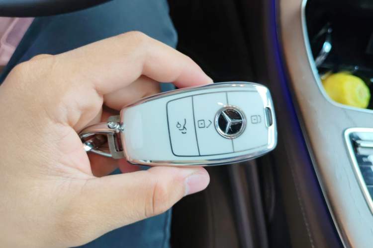 Used Mercedes-Benz E-Class 2020 E 260 L Vehicle Key