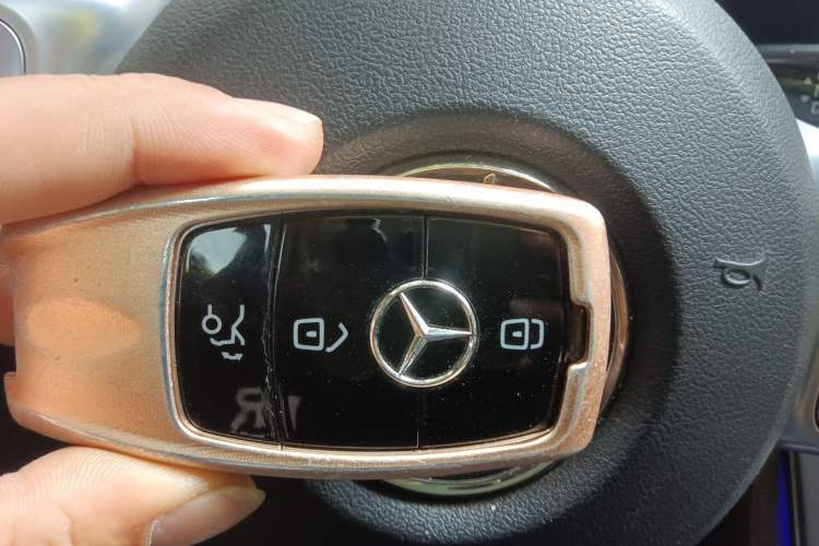 Used Mercedes-Benz E-Class 2020 E 260 L Vehicle Key