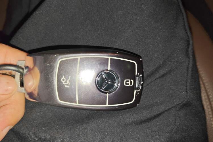 Used Mercedes-Benz E-Class 2020 Facelift E 260 L Sport Edition Vehicle Key