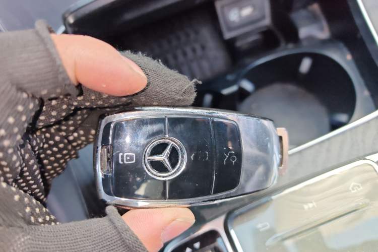 Used Mercedes-Benz E-Class 2020 E 260 Sport Edition 4MATIC Vehicle Key