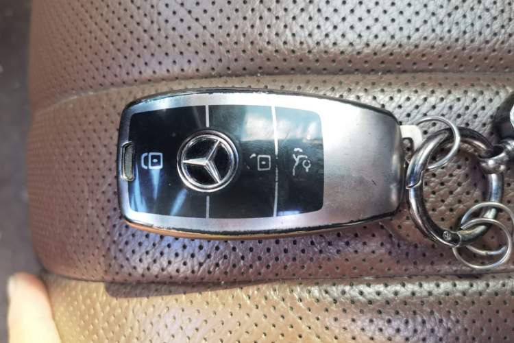 Used Mercedes-Benz E-Class 2020 Restyled E 300 L Exclusive Edition Vehicle Key