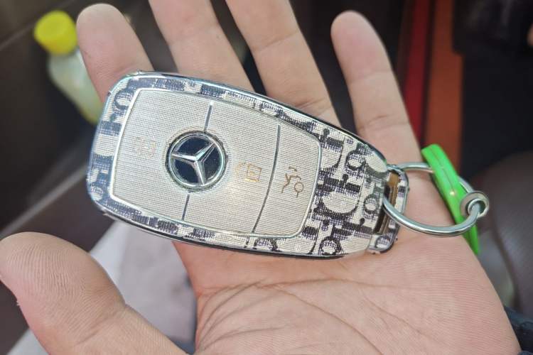 Used Mercedes-Benz E-Class 2020 Restyled E 300 L Exclusive Edition Vehicle Key