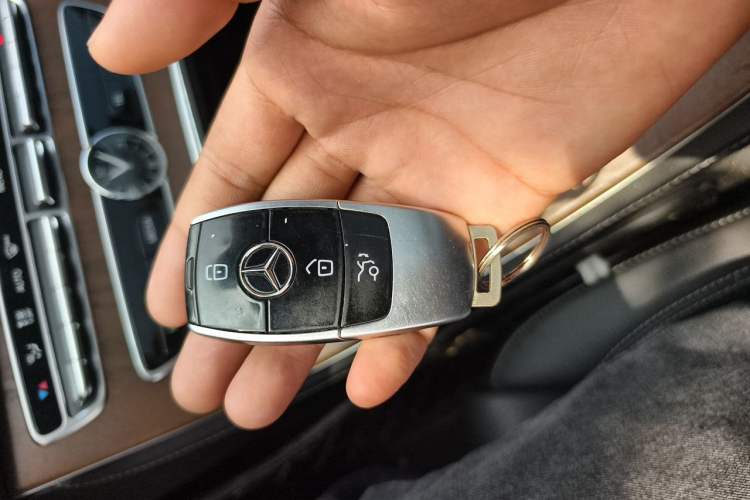 Used Mercedes-Benz E-Class 2020 Facelift E 260 L Vehicle Key