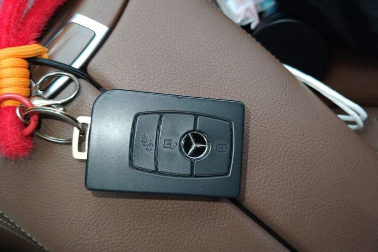 Used Mercedes-Benz E-Class 2020 Facelift E 260 L Sport Edition Vehicle Key