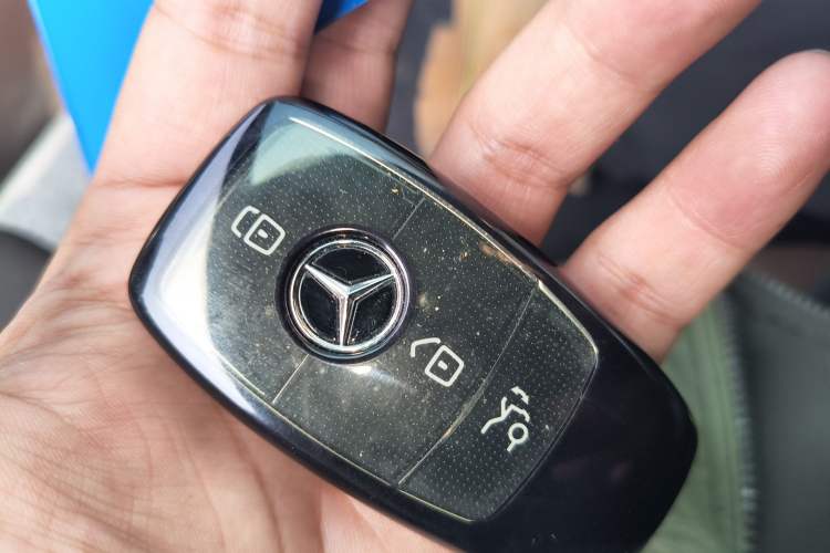 Used Mercedes-Benz E-Class 2020 Restyled E 300 L Exclusive Edition Vehicle Key