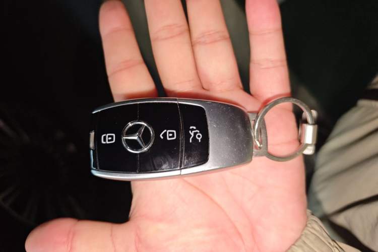 Used Mercedes-Benz E-Class 2020 Restyled E 300 L Exclusive Edition Vehicle Key