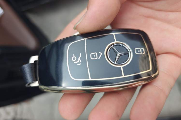 Used Mercedes-Benz E-Class 2020 E 260 L Sport Edition Vehicle Key