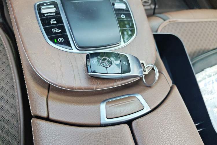 Used Mercedes-Benz E-Class 2020 E 260 L Vehicle Key