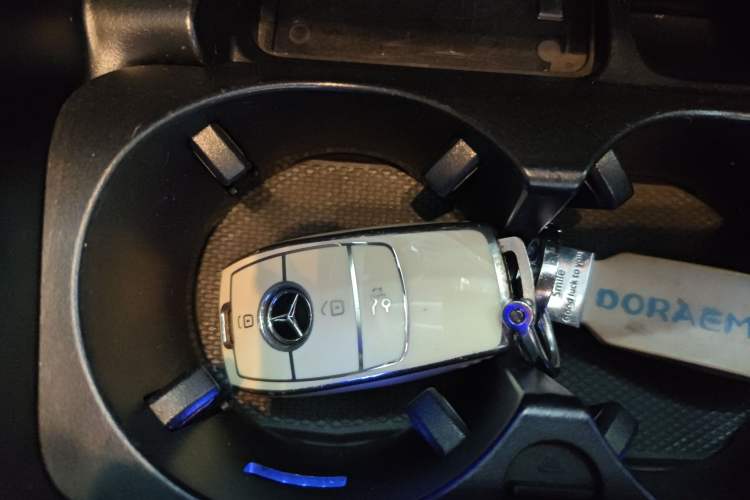 Used Mercedes-Benz E-Class 2020 E 260 L Sport Edition Vehicle Key